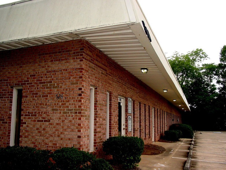 More Photos Of 510 West Ave, Gainesville Office For Lease