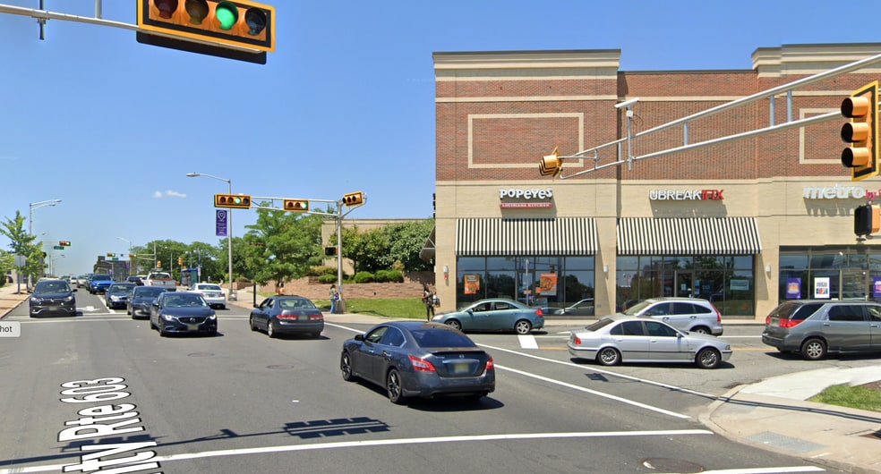 More Photos Of 204-234 Springfield Ave, Newark Unknown For Lease