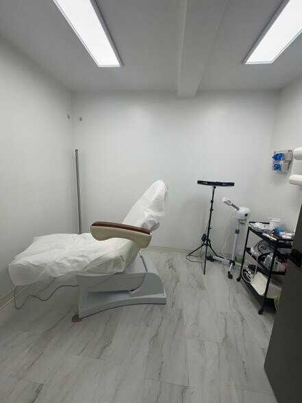 More Photos Of 56 Doyer Ave, White Plains Apartments For Sale