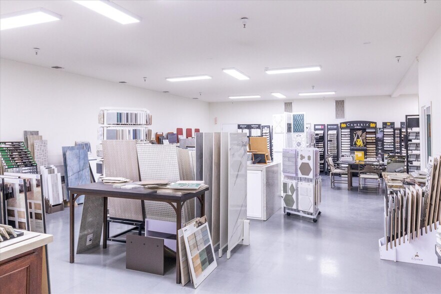 More Photos Of 325 Santa Bella, Paso Robles Warehouse For Lease