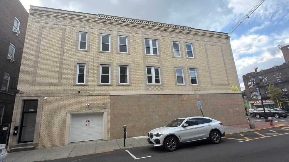 More Photos Of 5222 Bergenline Ave, West New York Storefront Retail Residential For Lease