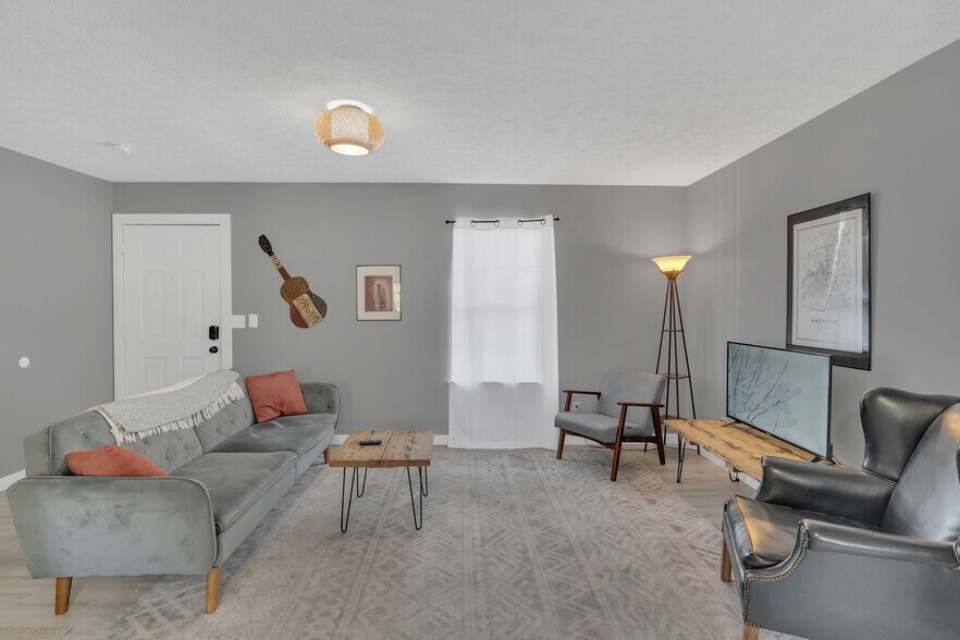 More Photos Of 901 21st Ave N, Nashville Multifamily For Sale