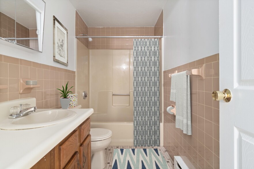 More Photos Of 85 Manchester St, Concord Apartments For Lease