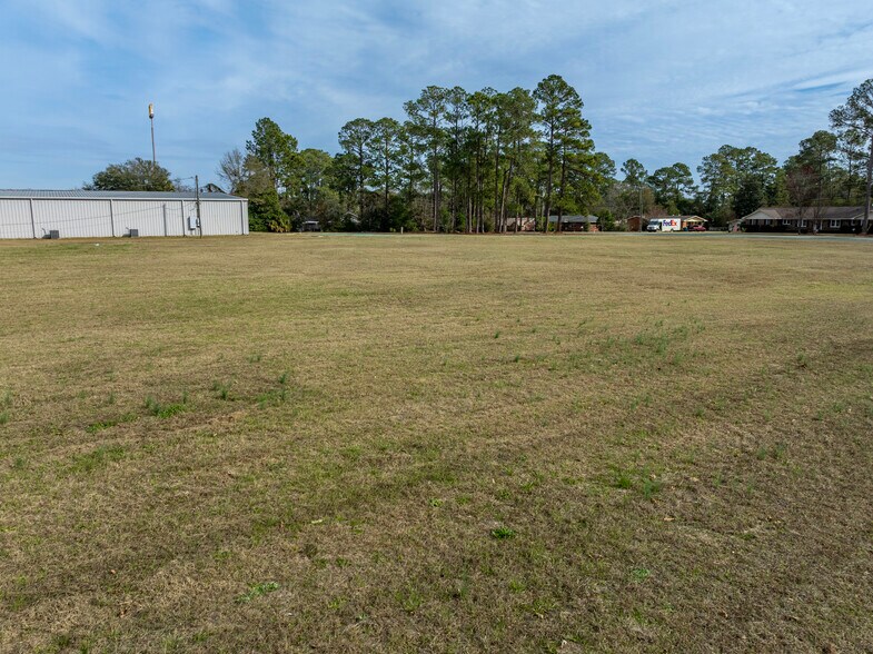 More Photos Of 616 E Washington Ave, Ashburn Land For Sale