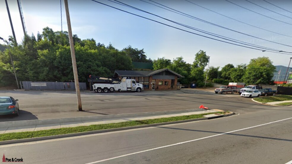 More Photos Of 2780 Lee Hwy, Troutville Service Station For Sale