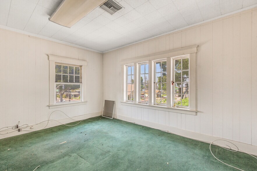 More Photos Of 6354 Painter Ave, Whittier Office Residential For Sale