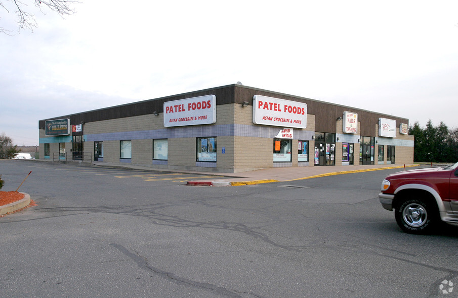 Primary Photo Of 171 Spencer St, Manchester General Retail For Sale