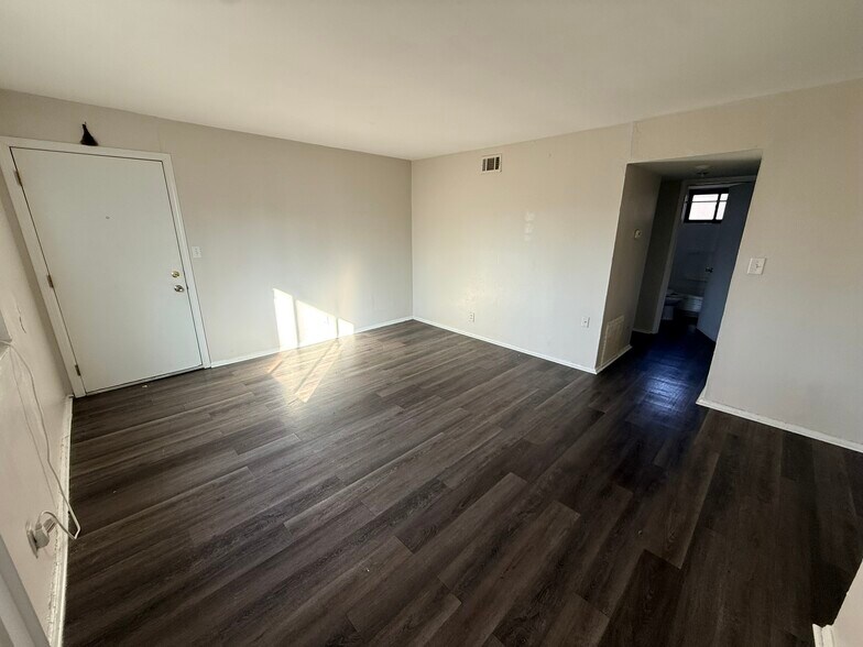 More Photos Of 2535-2537 Lysle Rd, Cincinnati Apartments For Sale