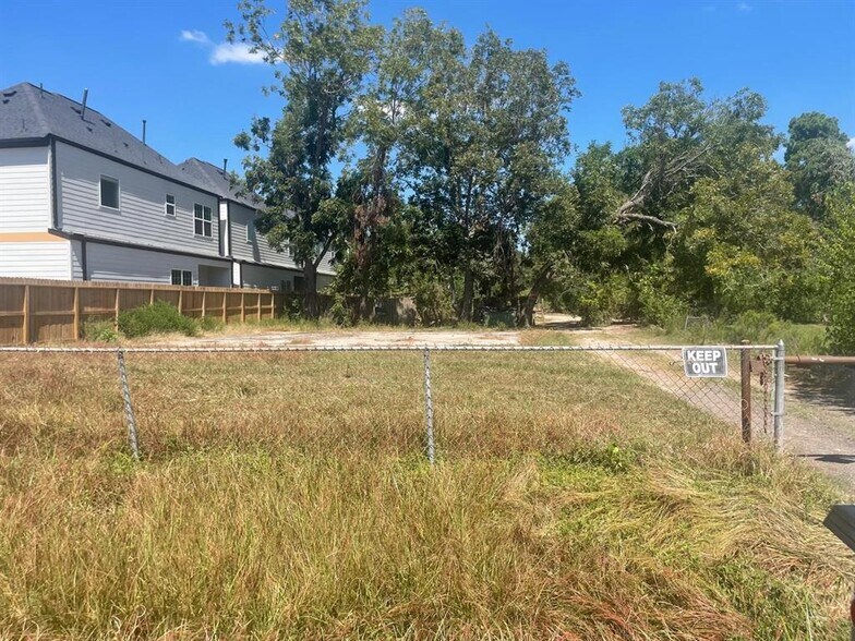 More Photos Of 2602 Paul Quinn St, Houston Land For Sale