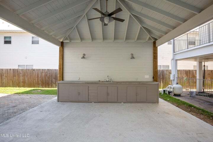 More Photos Of 183 McDonnell Ave, Biloxi Apartments For Sale