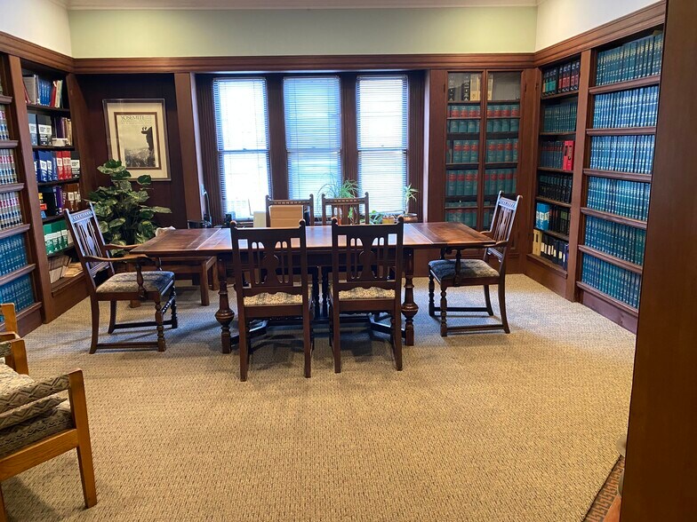 More Photos Of 2831 Telegraph Ave, Oakland Loft Creative Space For Lease