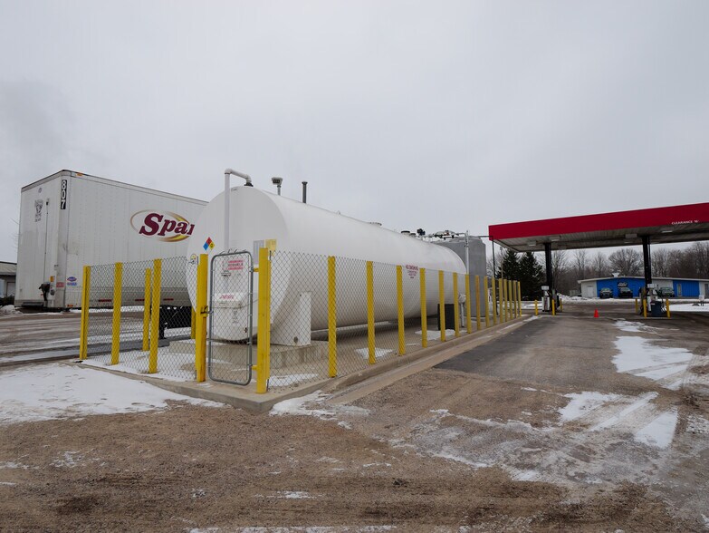 More Photos Of 511 25th Ave N, Wisconsin Rapids Office For Sale