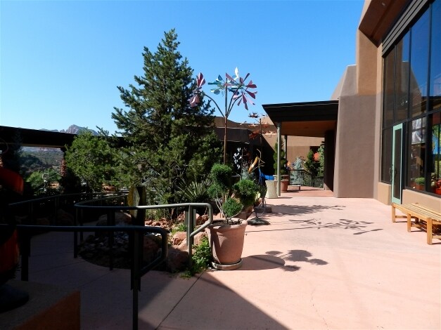 More Photos Of 101 N State Route 89A, Sedona Restaurant For Sale