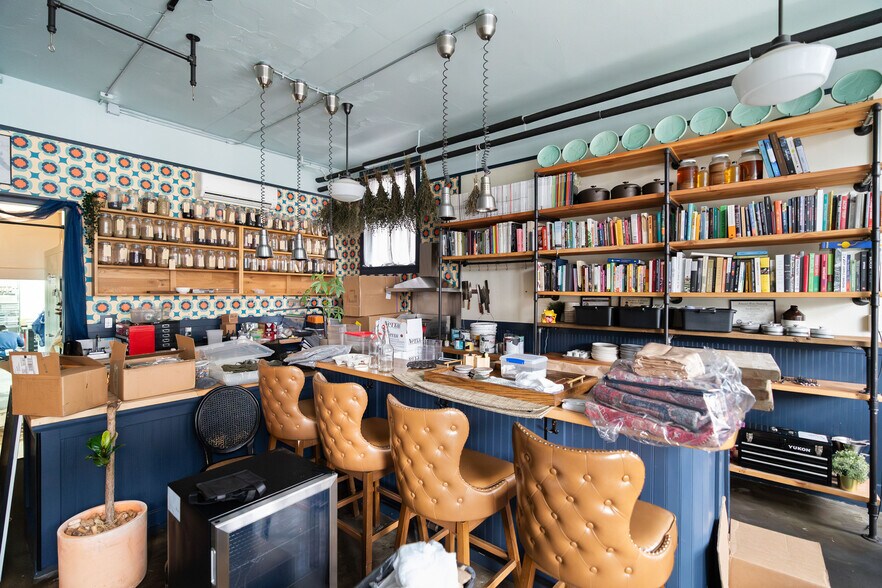 More Photos Of , Portland Multifamily For Sale