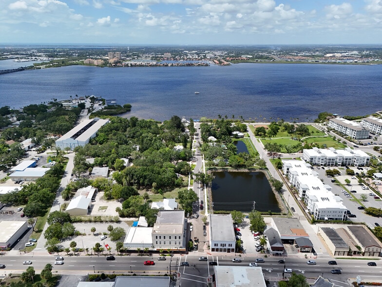 Primary Photo Of 902 Riverside Dr E, Bradenton Land For Sale