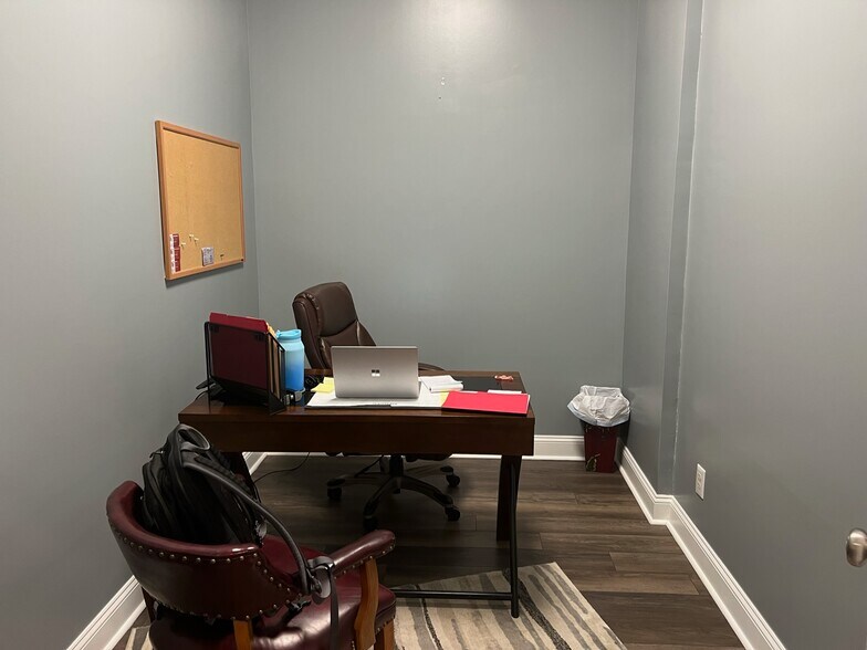 More Photos Of 16038 Seneca Trl N, Maxwelton Office For Sale