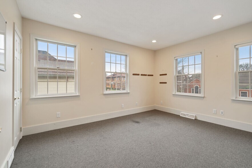 More Photos Of 396 4th St, Beaver Office Residential For Sale