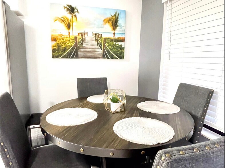 More Photos Of 2638 Lake Dr, Riviera Beach Apartments For Sale