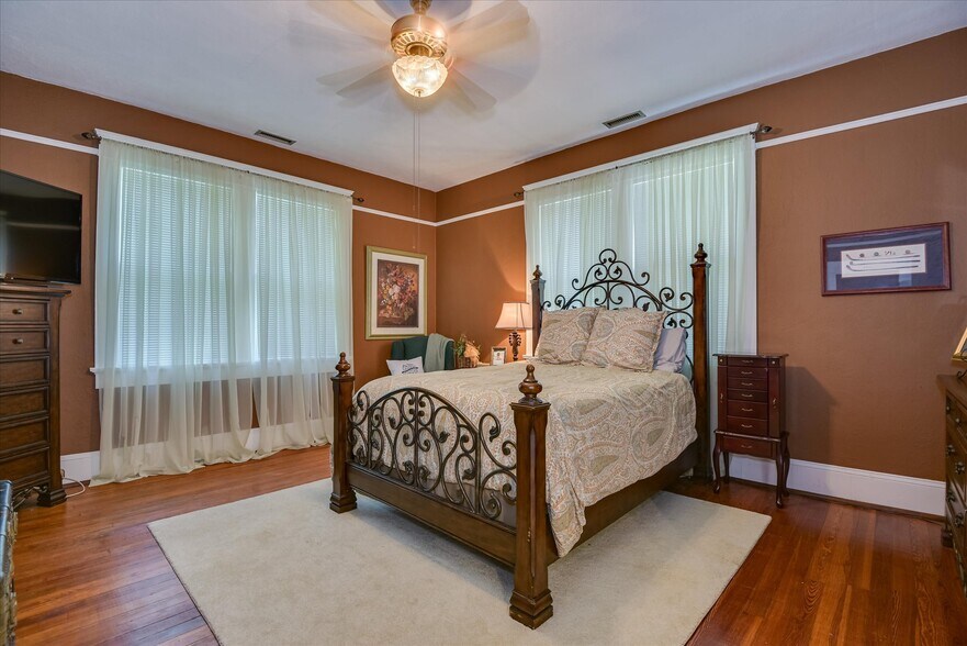 More Photos Of 125 Goshen St, Lincolnton Specialty For Sale