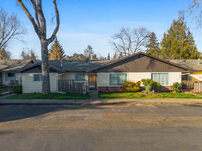 Primary Photo Of 1801-1886 A St, Salem Apartments For Sale