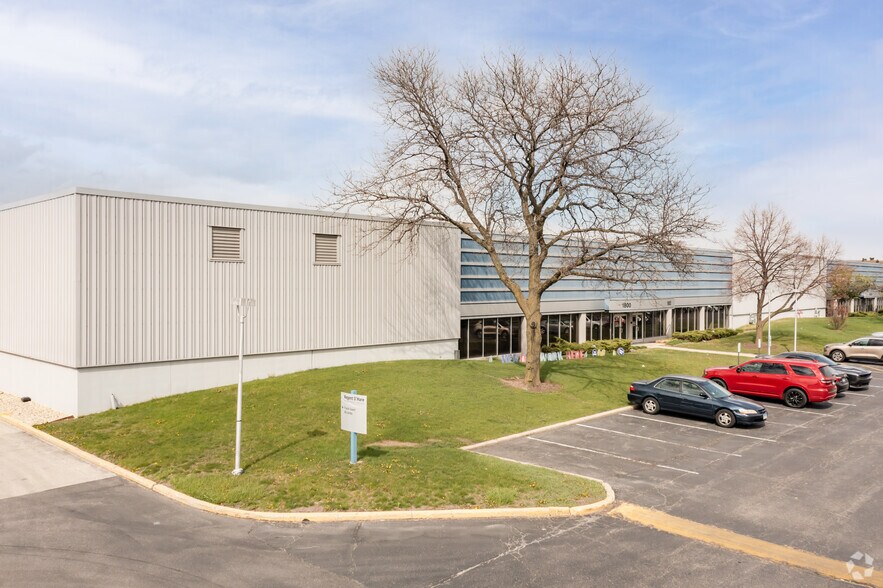 More Photos Of 1800-1872 Brummel Ave, Elk Grove Village Warehouse For Lease