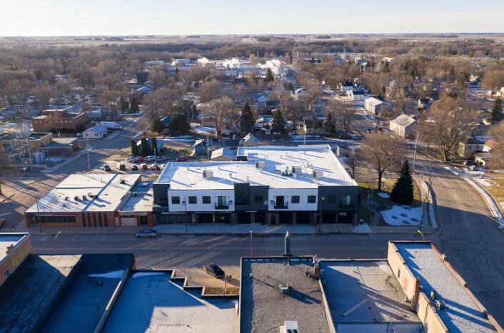 More Photos Of 116-118 W Main St, Madelia Apartments For Lease
