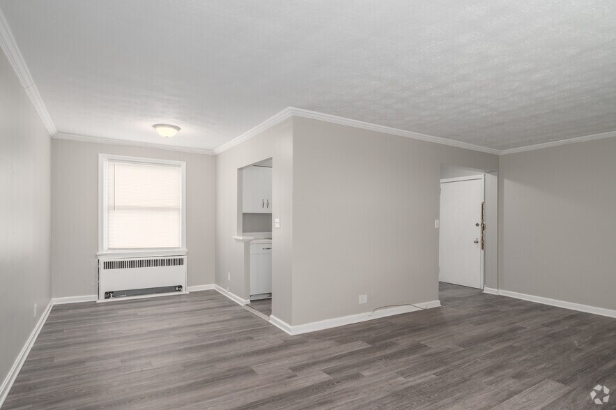 More Photos Of 12700 Shaker Blvd, Cleveland Apartments For Sale