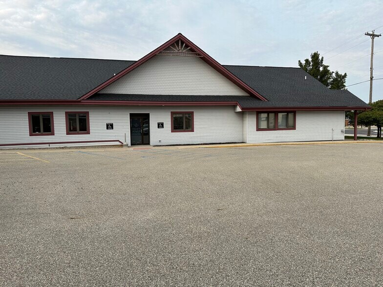 More Photos Of 502 W Houghton Ave, West Branch Storefront For Sale