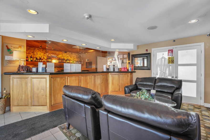 More Photos Of 16W621 S Frontage Rd, Willowbrook Hotel For Sale