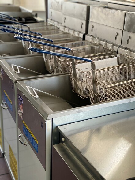 More Photos Of 523 Charlestown Beach Rd, Charlestown General Retail For Lease