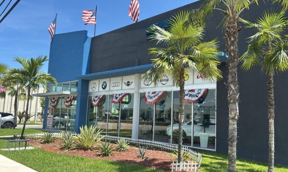 Primary Photo Of 8470 NW 58th St, Doral Auto Dealership For Sale
