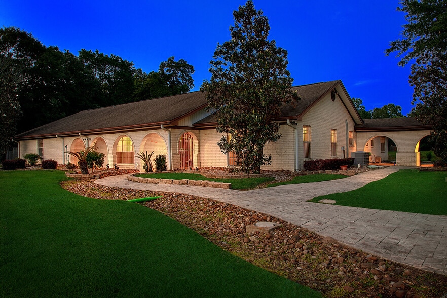 More Photos Of 23218 Aldine Westfield Rd, Spring Office For Sale