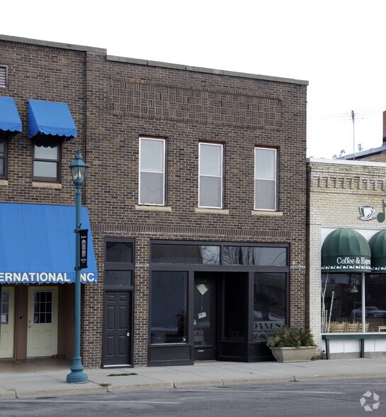 More Photos Of 112 W Main St, Belle Plaine Storefront Retail Residential For Sale