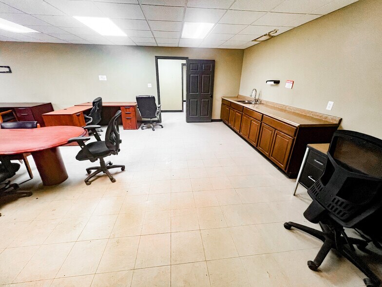 More Photos Of 4201 County 72 rd, Midland Industrial For Sale