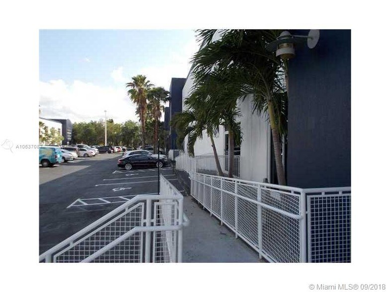 More Photos Of 7620 NW 25th St, Miami Distribution For Sale