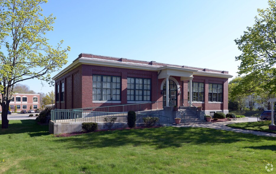 More Photos Of 12 Breakneck Hill Rd, Lincoln Office For Lease