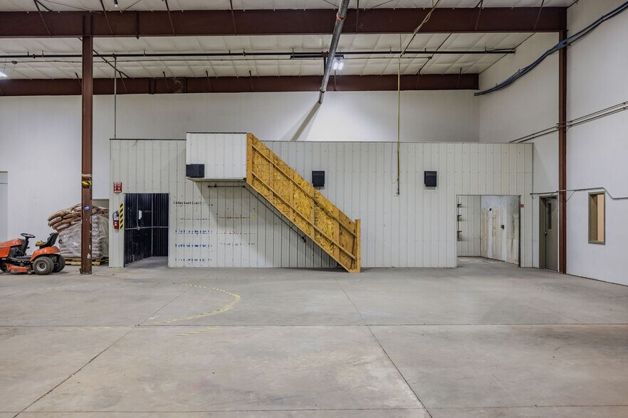 More Photos Of 110 Wall St, Onamia Flex For Sale