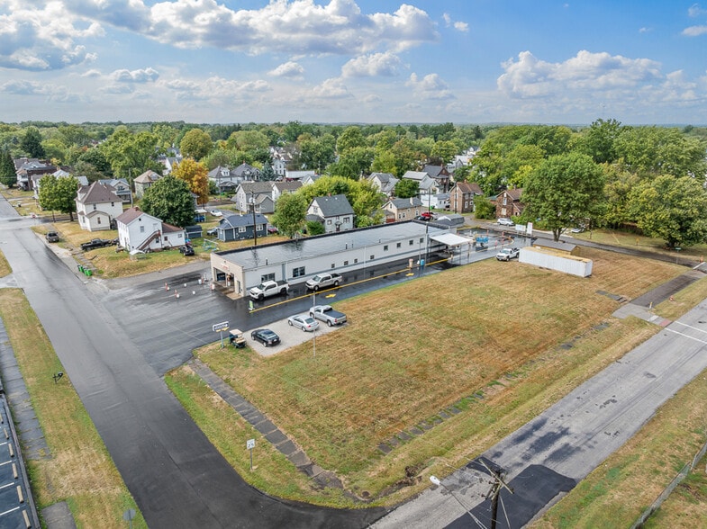 More Photos Of 44 E Harrison St, Alliance Carwash For Sale