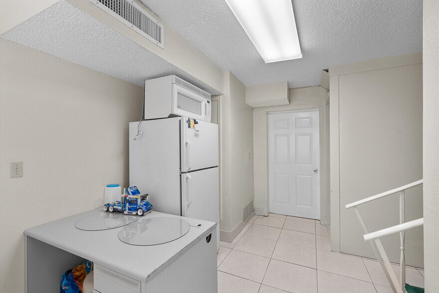 More Photos Of 3905 Durazno, El Paso Unknown For Sale