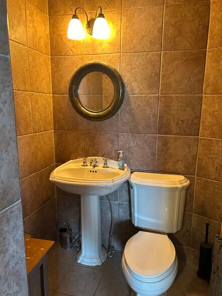 More Photos Of 19 N Main St, Marlboro Office Residential For Sale
