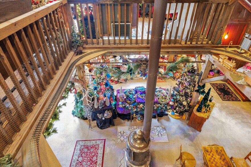 More Photos Of 1356 County Road 2900 N, Rantoul Specialty For Sale