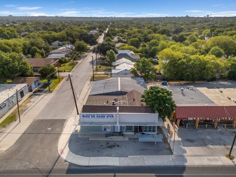 More Photos Of 4124 Blanco Rd, San Antonio Freestanding For Sale