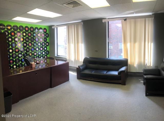 More Photos Of 10 W Northampton St, Wilkes Barre Storefront For Sale