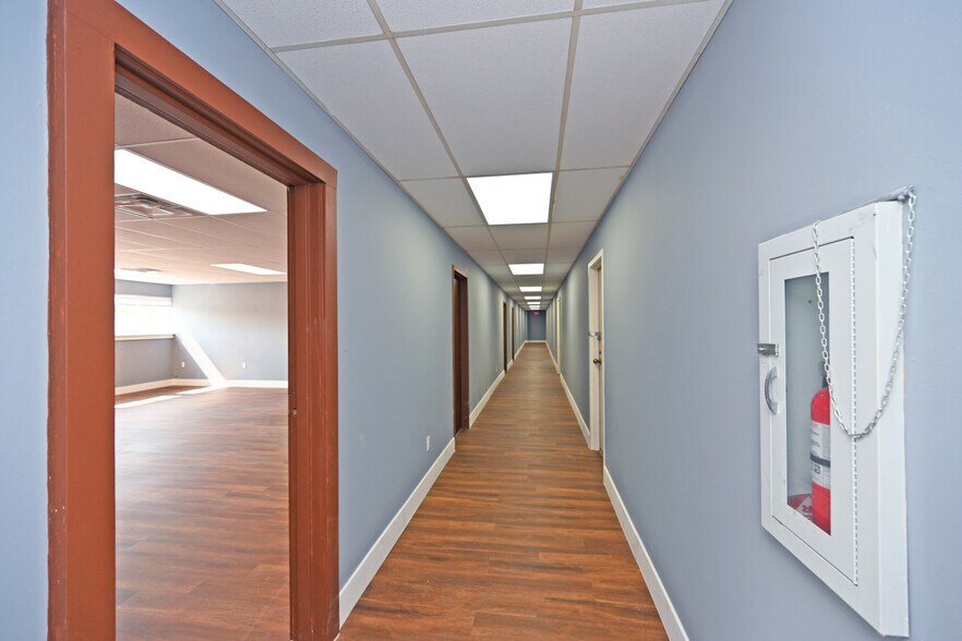 More Photos Of 7334-7340 Kingsgate Way, West Chester Restaurant For Lease