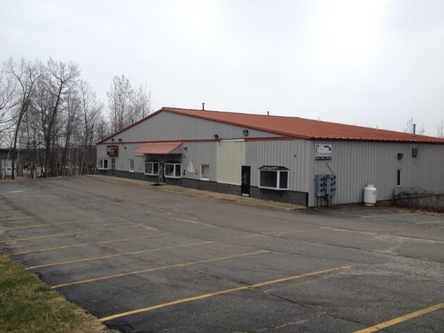 More Photos Of 114 Londonderry Tpke, Hooksett Freestanding For Lease