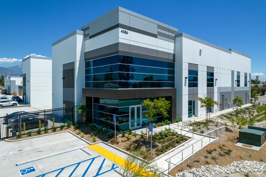 Primary Photo Of 4586 Brooks, Montclair Distribution For Lease