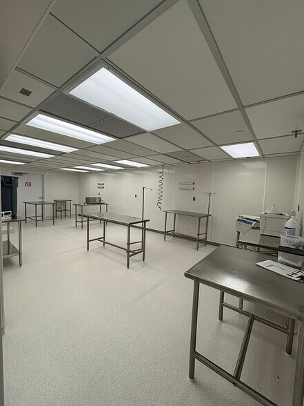 More Photos Of 5809 Ward Ct, Virginia Beach Medical For Sale