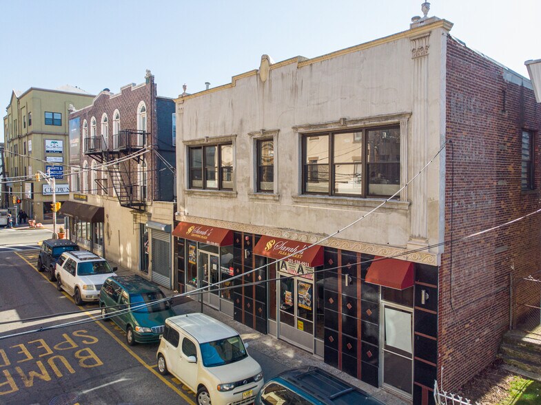 More Photos Of 507-511 45th St, Union City Health Club For Lease