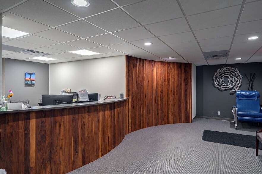 More Photos Of 195 King Ave, Athens Medical For Lease