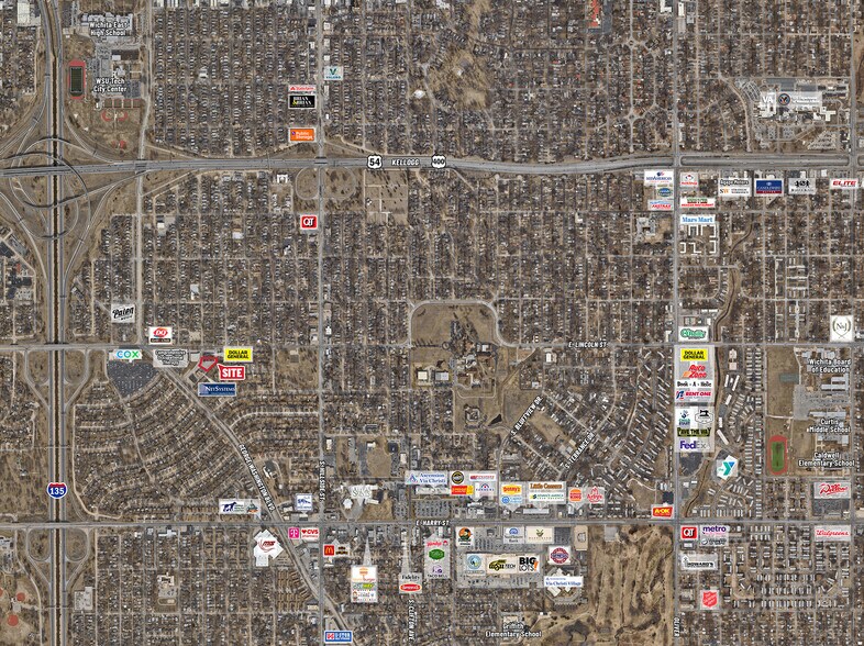 More Photos Of 2747 Boulevard Plz, Wichita Unknown For Lease
